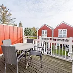 6 Person In Blåvand