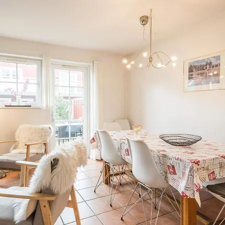 6 Person In Tatil Evi Blåvand