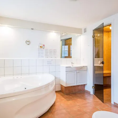 6 Person In Tatil Evi